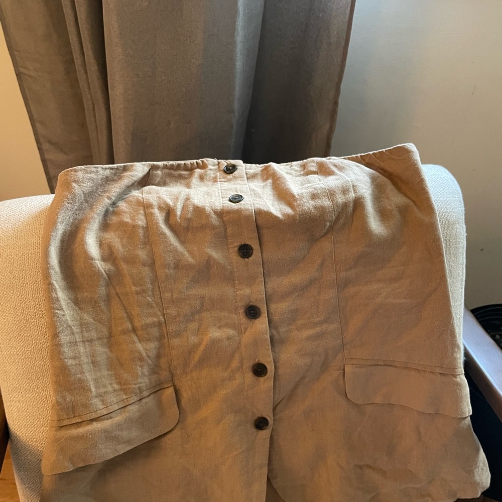 Tan Button-Front Skirt Universal Thread Size L NWT